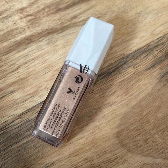 YC COLLECTION | Authentic Glazed Liquid Highlighter in Cocoflakes - Picture 3 of 6